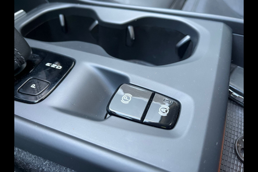 Volvo XC40 1.5 T5 Recharge Inscription | Pano | Leder | Elektr Achterklep | Full LED | (occasion)