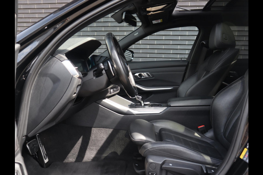 BMW 3 Serie Touring 320e xDrive M Sport | Panodak |Sportleder | LED |
