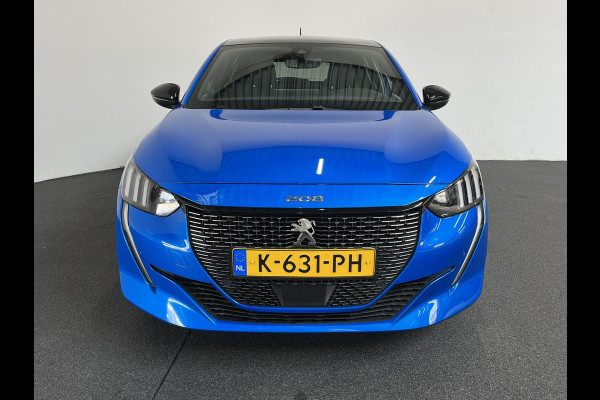 Peugeot 208 1.2 PureTech 100pk GT Panorama dak Navigatie Camera Lichtmetalen Velgen 17" Extra Getint Glas Led Dab Cruise control