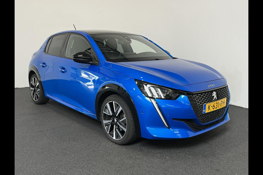 Peugeot 208 1.2 PureTech 100pk GT Panorama dak Navigatie Camera Lichtmetalen Velgen 17" Extra Getint Glas Led Dab Cruise control