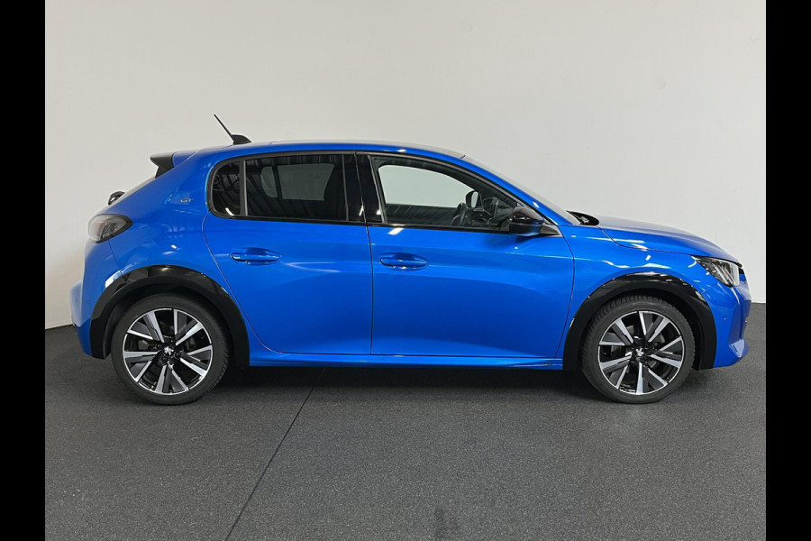 Peugeot 208 1.2 PureTech 100pk GT Panorama dak Navigatie Camera Lichtmetalen Velgen 17" Extra Getint Glas Led Dab Cruise control