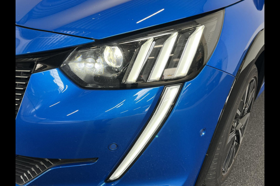 Peugeot 208 1.2 PureTech 100pk GT Panorama dak Navigatie Camera Lichtmetalen Velgen 17" Extra Getint Glas Led Dab Cruise control