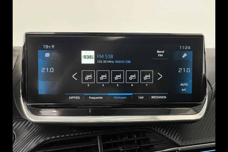 Peugeot 208 1.2 PureTech 100pk GT Panorama dak Navigatie Camera Lichtmetalen Velgen 17" Extra Getint Glas Led Dab Cruise control