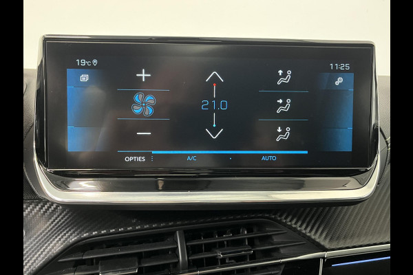 Peugeot 208 1.2 PureTech 100pk GT Panorama dak Navigatie Camera Lichtmetalen Velgen 17" Extra Getint Glas Led Dab Cruise control