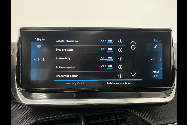 Peugeot 208 1.2 PureTech 100pk GT Panorama dak Navigatie Camera Lichtmetalen Velgen 17" Extra Getint Glas Led Dab Cruise control