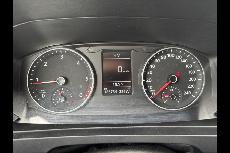 Volkswagen Transporter 2.0 TDI L1H1 Comfortline*AUTOM.*NAVI*CRUISE*APPLE