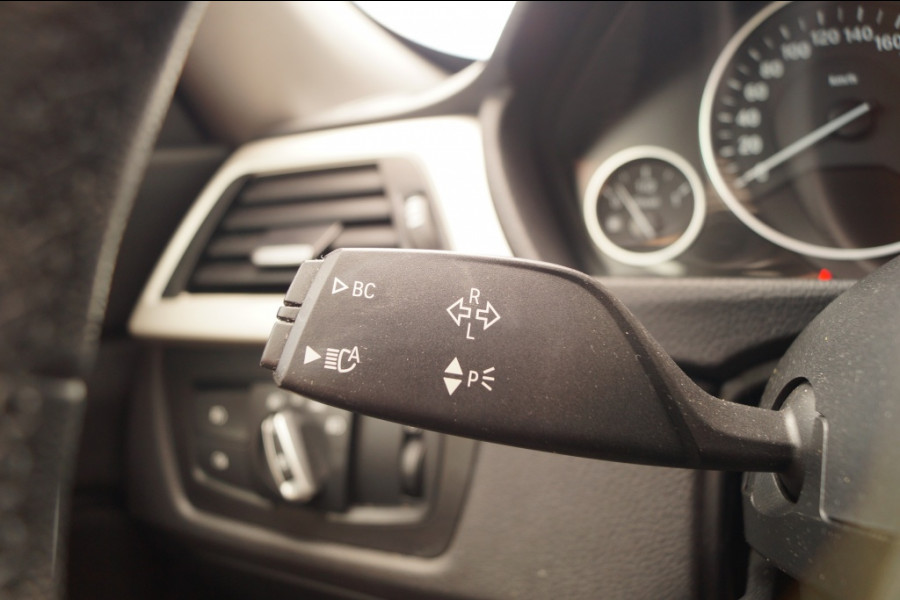 BMW 3-serie GT 320d 190pk Executive -LEER-NAVI-LED-ECC-PDC-