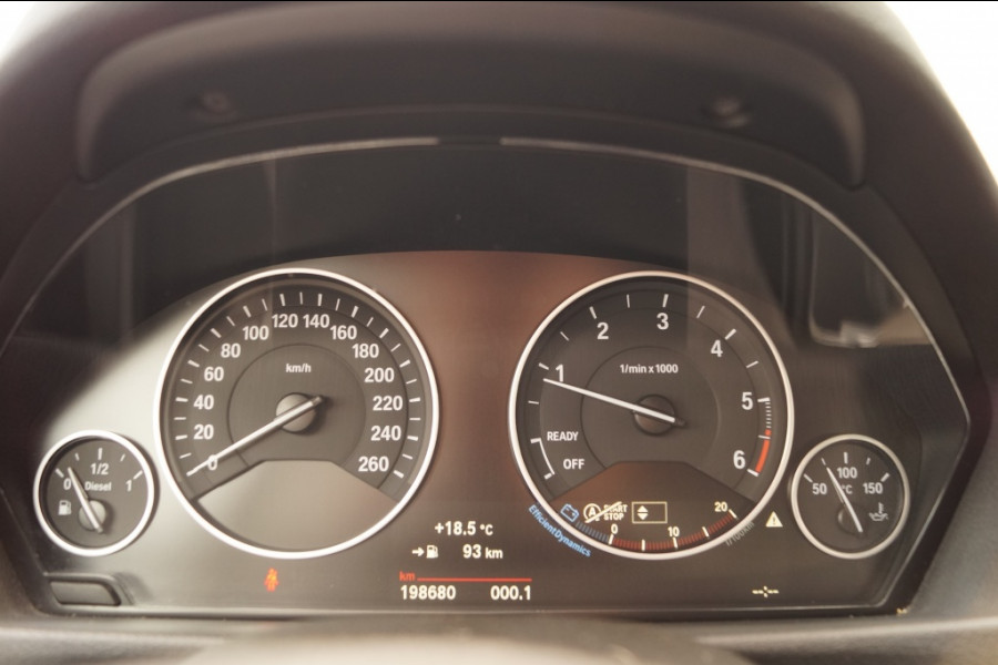 BMW 3-serie GT 320d 190pk Executive -LEER-NAVI-LED-ECC-PDC-