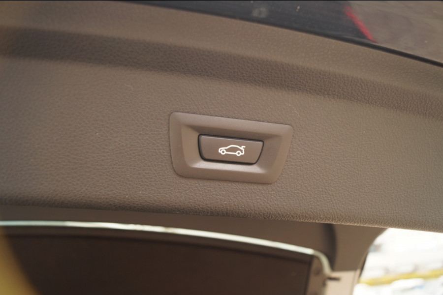 BMW 3-serie GT 320d 190pk Executive -LEER-NAVI-LED-ECC-PDC-