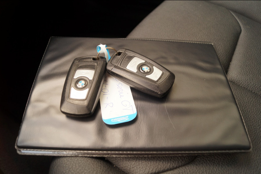 BMW 3-serie GT 320d 190pk Executive -LEER-NAVI-LED-ECC-PDC-