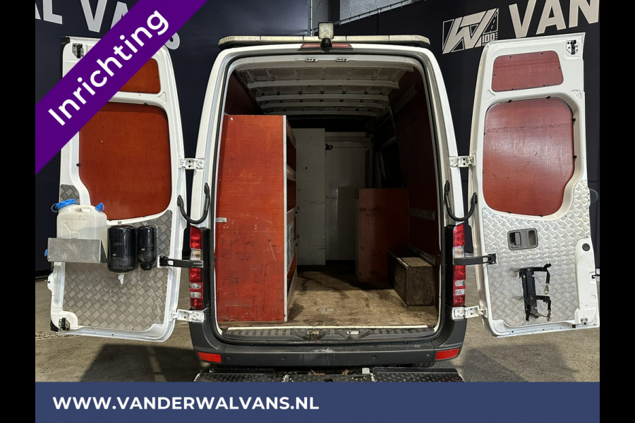Mercedes-Benz Sprinter 316 CDI 164pk L2H2 Inrichting Euro6 Airco | Cruiscontrol | 2800kg Trekhaak Parkeersensoren