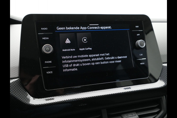 Volkswagen T-Cross 1.0 TSI 115 7DSG Life Edition Automaat | Zijruiten achter en achterruit getint 65% lichtabsorberend | Parkeersensoren voor en achter (Park Distance Control) | Airconditioning automatisch, 2-zone (Climatronic)