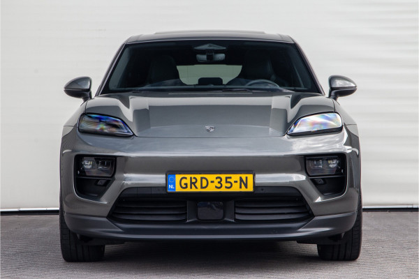 Porsche Macan 4 100 kWh Panorama, Trekhaak, 22" , 18-voudige Sportstoelen, Aventurin gruen