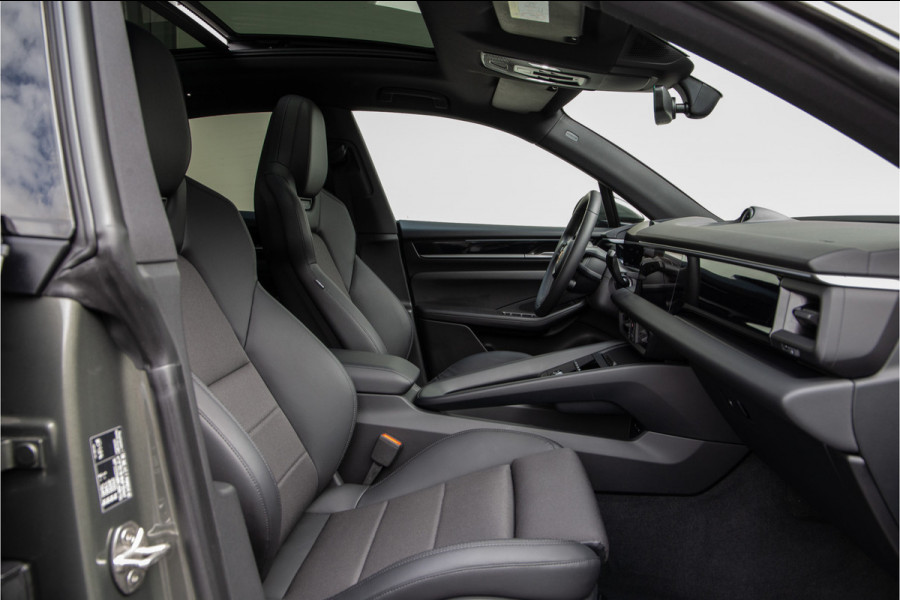 Porsche Macan 4 100 kWh Panorama, Trekhaak, 22" , 18-voudige Sportstoelen, Aventurin gruen