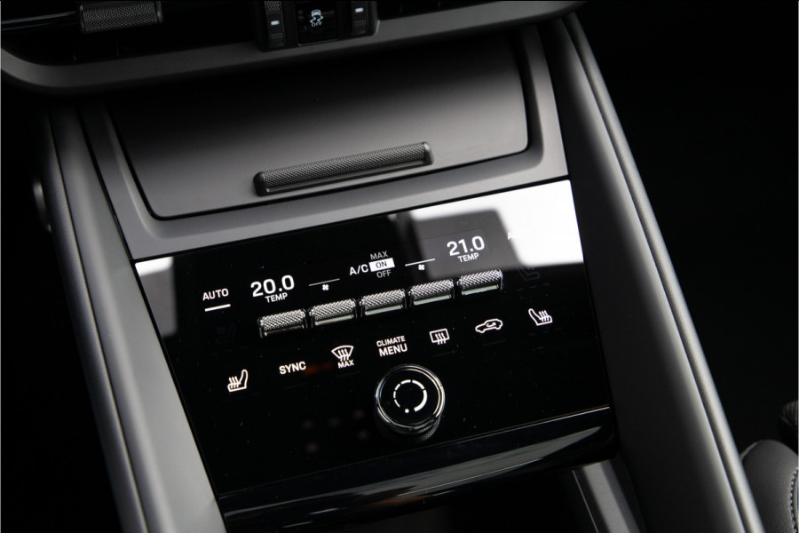 Porsche Macan 4 100 kWh Panorama, Trekhaak, 22" , 18-voudige Sportstoelen, Aventurin gruen