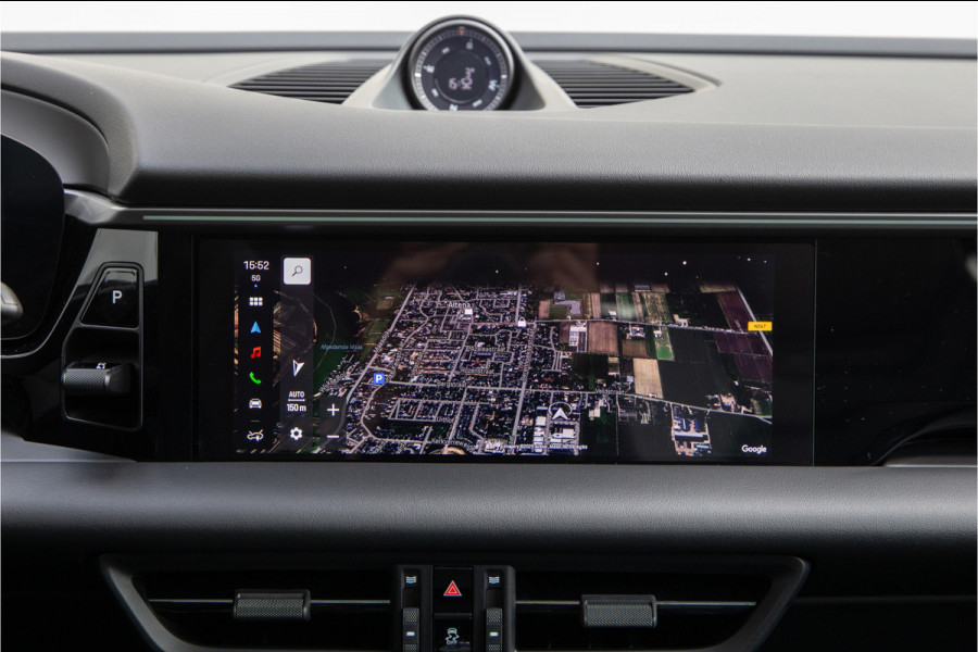 Porsche Macan 4 100 kWh Panorama, Trekhaak, 22" , 18-voudige Sportstoelen, Aventurin gruen