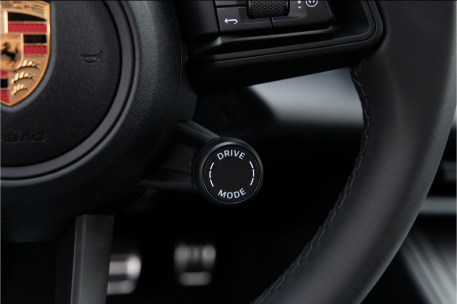 Porsche Macan 4 100 kWh Panorama, Trekhaak, 22" , 18-voudige Sportstoelen, Aventurin gruen