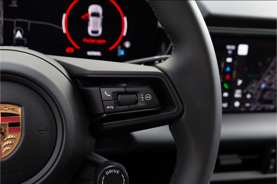 Porsche Macan 4 100 kWh Panorama, Trekhaak, 22" , 18-voudige Sportstoelen, Aventurin gruen