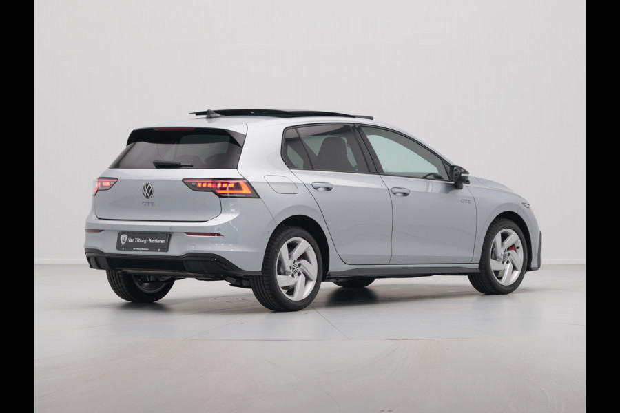 Volkswagen Golf 1.5 eHybrid 272 6DSG GTE Automaat | Panoramisch schuif-, kanteldak, elektrisch bedienbaar