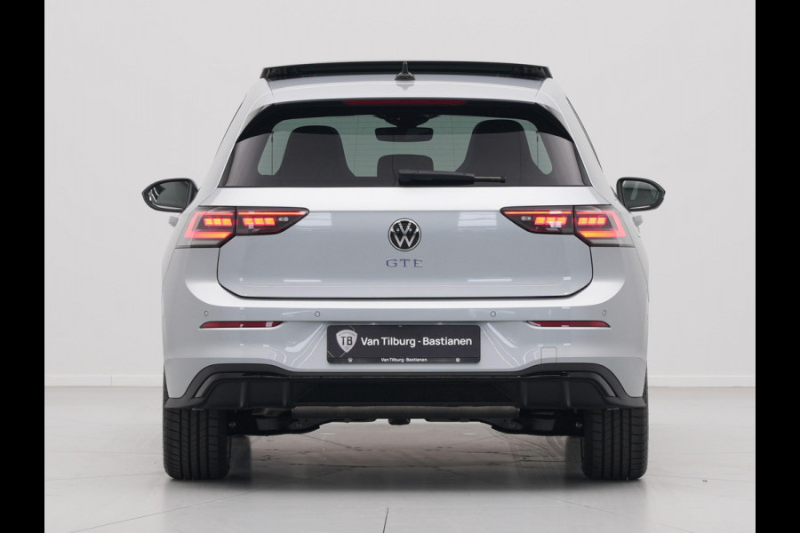 Volkswagen Golf 1.5 eHybrid 272 6DSG GTE Automaat | Panoramisch schuif-, kanteldak, elektrisch bedienbaar