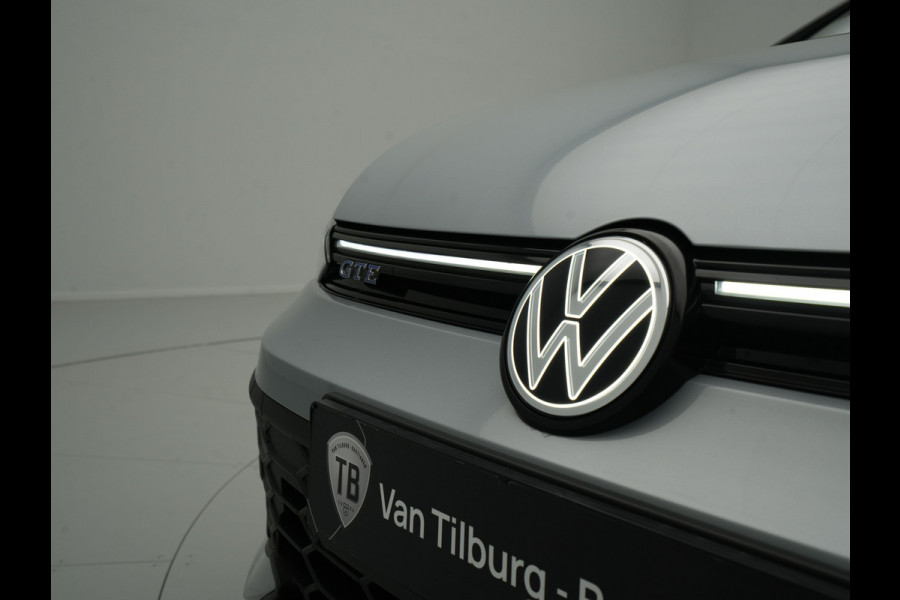 Volkswagen Golf 1.5 eHybrid 272 6DSG GTE Automaat | Panoramisch schuif-, kanteldak, elektrisch bedienbaar