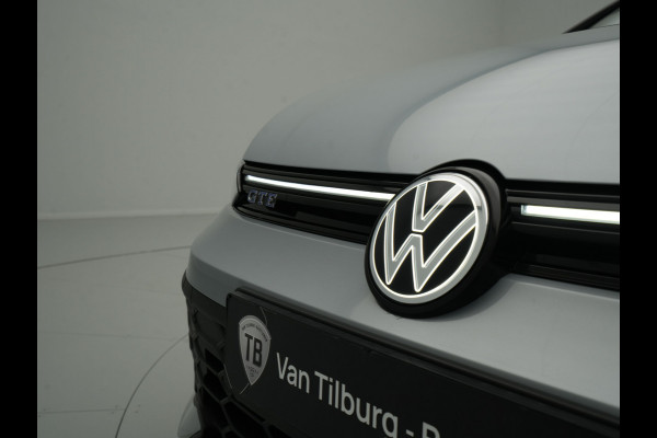 Volkswagen Golf 1.5 eHybrid 272 6DSG GTE Automaat | Panoramisch schuif-, kanteldak, elektrisch bedienbaar