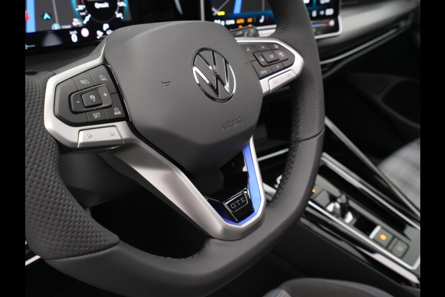 Volkswagen Golf 1.5 eHybrid 272 6DSG GTE Automaat | Panoramisch schuif-, kanteldak, elektrisch bedienbaar