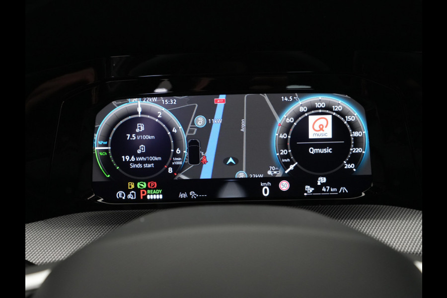 Volkswagen Golf 1.5 eHybrid 272 6DSG GTE Automaat | Panoramisch schuif-, kanteldak, elektrisch bedienbaar