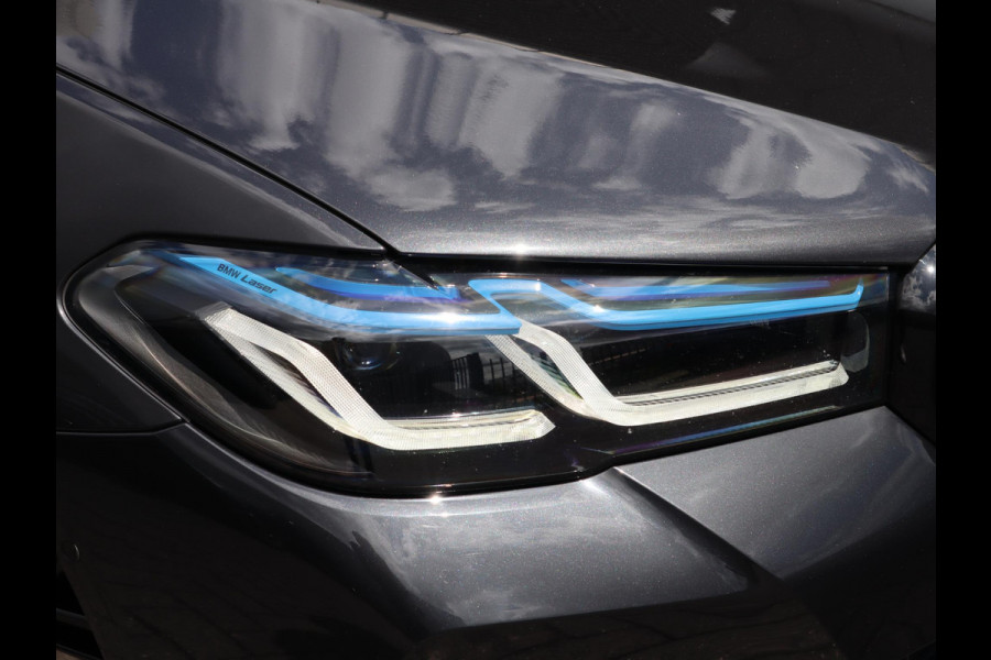 BMW 5 Serie 545e xDrive M sport | Head Up | Comfortstoel met geheugen |  Schuif-/kanteldak