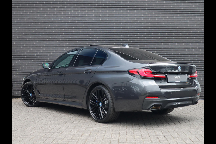 BMW 5 Serie 545e xDrive M sport | Head Up | Comfortstoel met geheugen |  Schuif-/kanteldak
