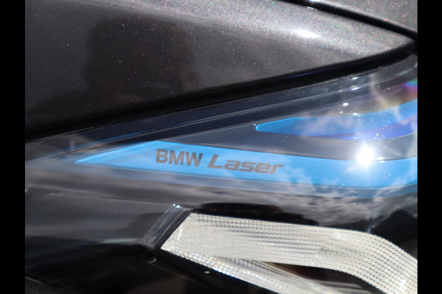 BMW 5 Serie 545e xDrive M sport | Head Up | Comfortstoel met geheugen |  Schuif-/kanteldak