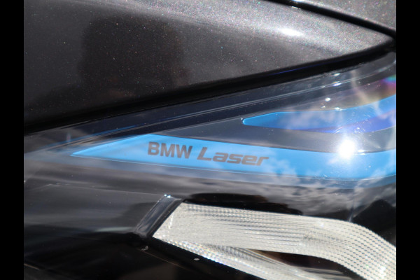 BMW 5 Serie 545e xDrive M sport | Head Up | Comfortstoel met geheugen |  Schuif-/kanteldak