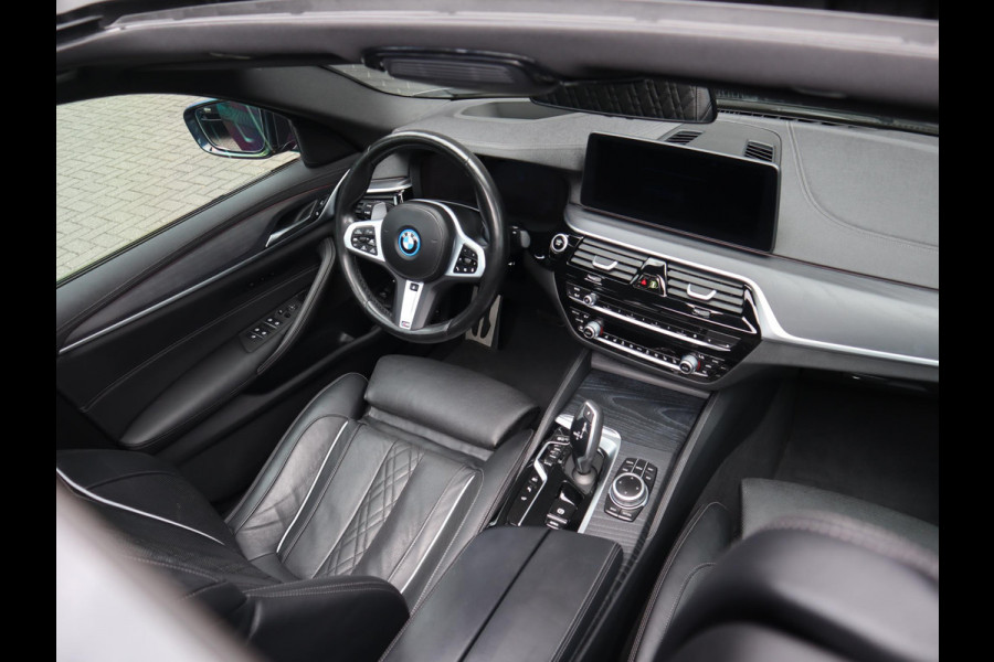 BMW 5 Serie 545e xDrive M sport | Head Up | Comfortstoel met geheugen |  Schuif-/kanteldak