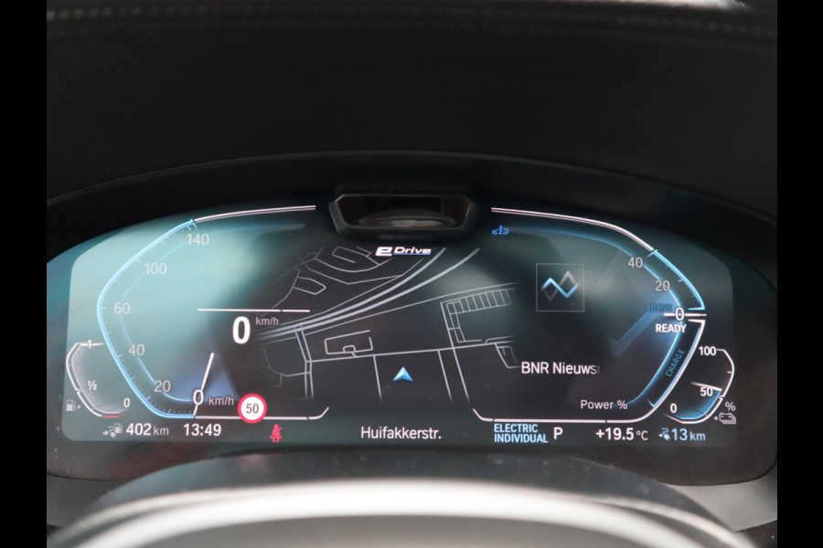 BMW 5 Serie 545e xDrive M sport | Head Up | Comfortstoel met geheugen |  Schuif-/kanteldak