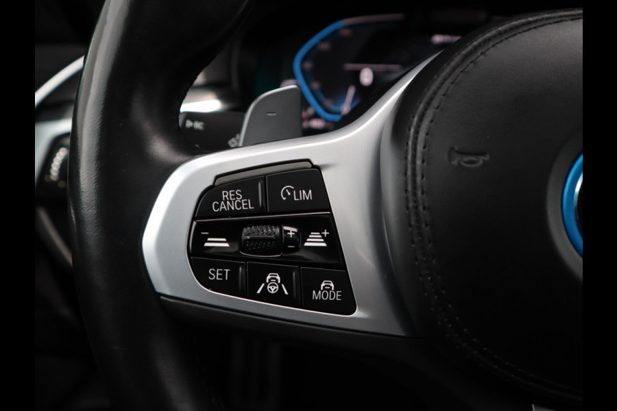 BMW 5 Serie 545e xDrive M sport | Head Up | Comfortstoel met geheugen |  Schuif-/kanteldak