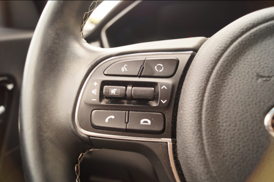 Kia e-Niro DynamicLine 64kWh -TREKHAAK-NAVI-ECC-CAM-