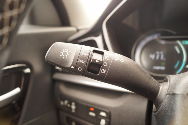 Kia e-Niro DynamicLine 64kWh -TREKHAAK-NAVI-ECC-CAM-