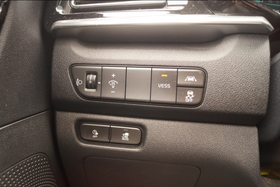 Kia e-Niro DynamicLine 64kWh -TREKHAAK-NAVI-ECC-CAM-