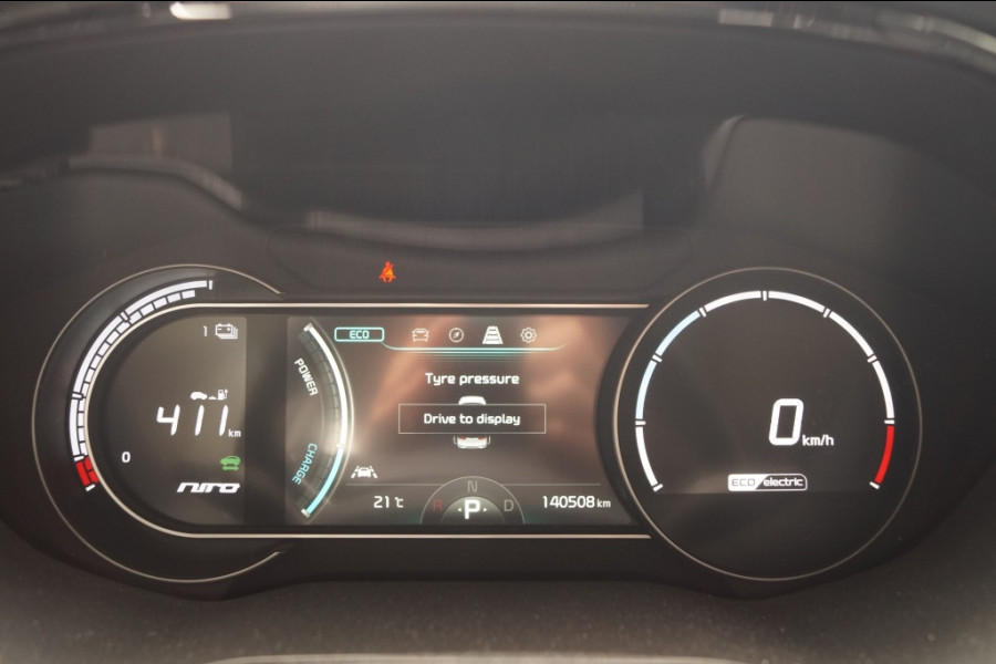 Kia e-Niro DynamicLine 64kWh -TREKHAAK-NAVI-ECC-CAM-