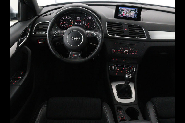 Audi Q3 1.4 TFSI Sport S Line Edition | Origineel NL | Half leder | Trekhaak | Full LED | Sportstoelen | Navigatie | Climate control | Parkeerhulp | Cruise control | Bluetooth | Getint glas