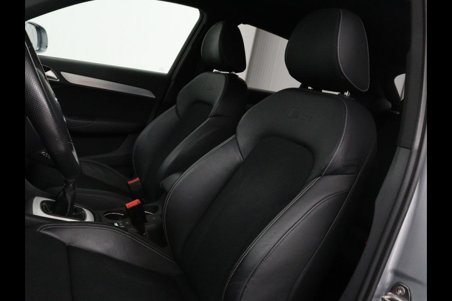 Audi Q3 1.4 TFSI Sport S Line Edition | Origineel NL | Half leder | Trekhaak | Full LED | Sportstoelen | Navigatie | Climate control | Parkeerhulp | Cruise control | Bluetooth | Getint glas