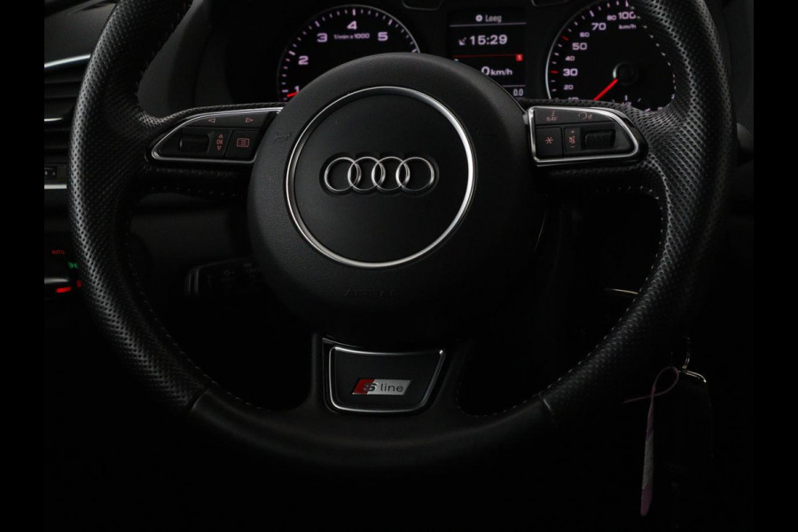 Audi Q3 1.4 TFSI Sport S Line Edition | Origineel NL | Half leder | Trekhaak | Full LED | Sportstoelen | Navigatie | Climate control | Parkeerhulp | Cruise control | Bluetooth | Getint glas