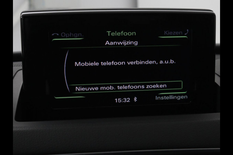 Audi Q3 1.4 TFSI Sport S Line Edition | Origineel NL | Half leder | Trekhaak | Full LED | Sportstoelen | Navigatie | Climate control | Parkeerhulp | Cruise control | Bluetooth | Getint glas