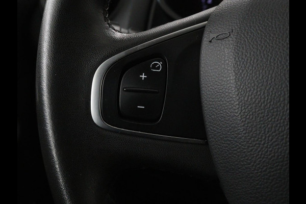 Renault Clio 1.2 TCe Zen | Automaat | Camera | Trekhaak | Navigatie | Climate control | Cruise control | Bluetooth