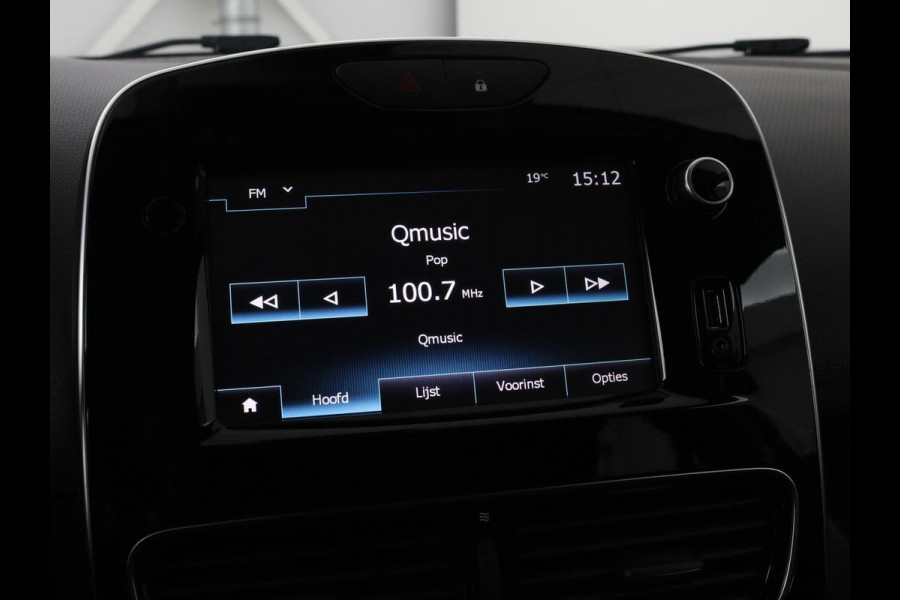 Renault Clio 1.2 TCe Zen | Automaat | Camera | Trekhaak | Navigatie | Climate control | Cruise control | Bluetooth