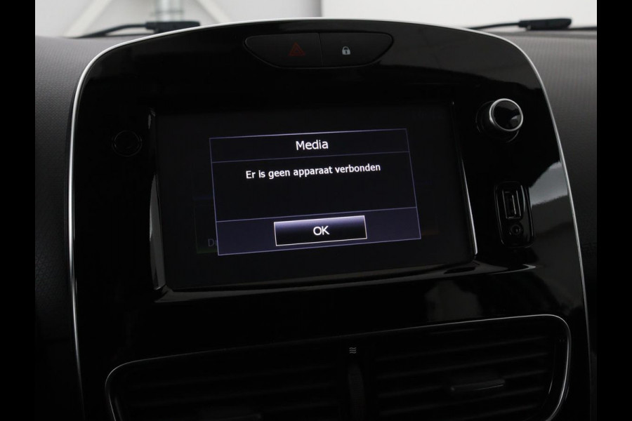 Renault Clio 1.2 TCe Zen | Automaat | Camera | Trekhaak | Navigatie | Climate control | Cruise control | Bluetooth