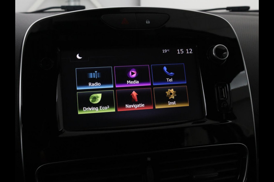 Renault Clio 1.2 TCe Zen | Automaat | Camera | Trekhaak | Navigatie | Climate control | Cruise control | Bluetooth