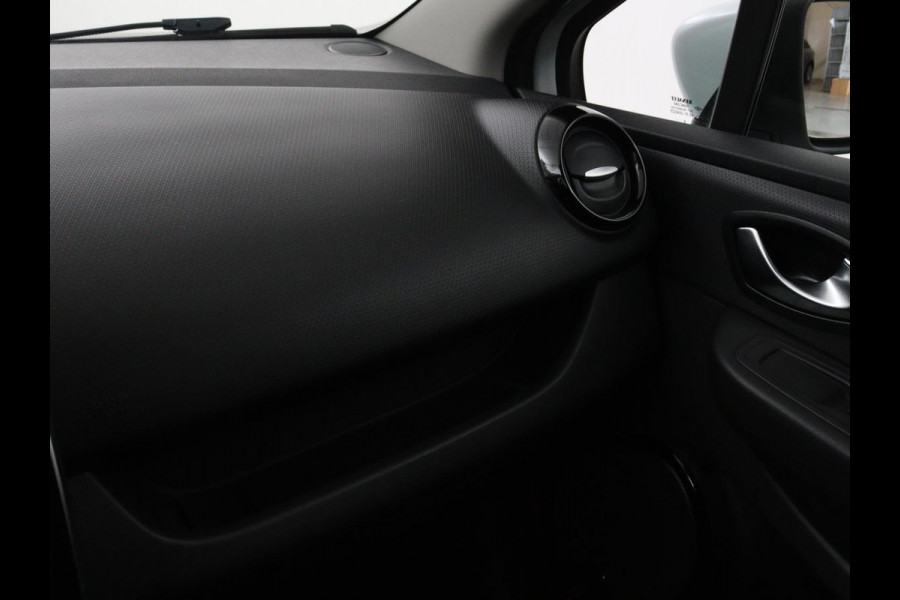 Renault Clio 1.2 TCe Zen | Automaat | Camera | Trekhaak | Navigatie | Climate control | Cruise control | Bluetooth