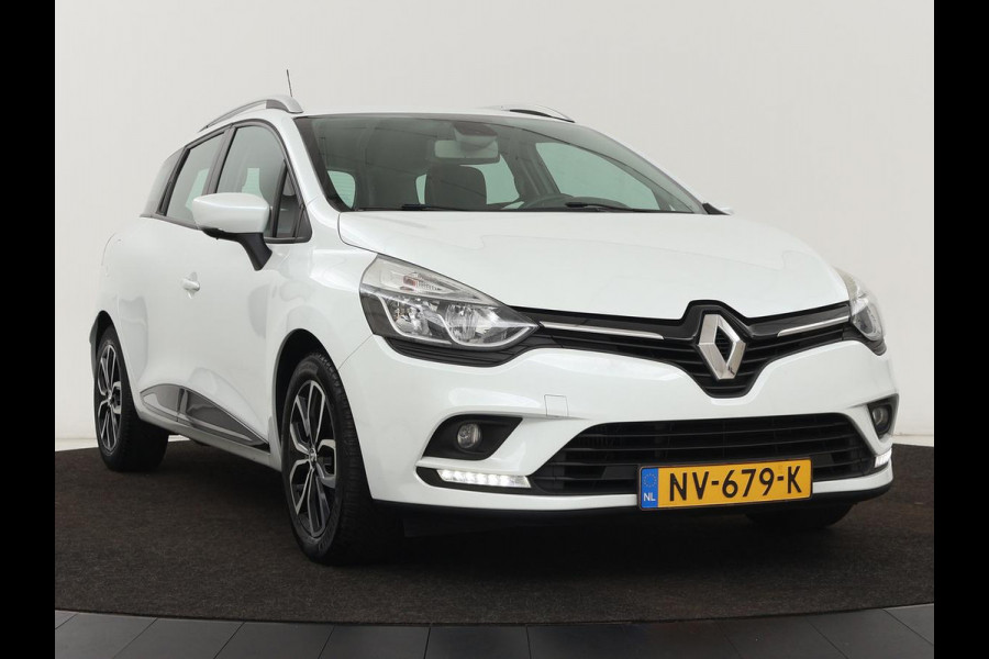 Renault Clio 1.2 TCe Zen | Automaat | Camera | Trekhaak | Navigatie | Climate control | Cruise control | Bluetooth