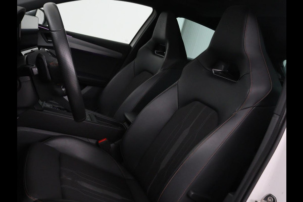 CUPRA Leon 1.4 e-Hybrid VZ Performance | Panoramadak | Stoel & stuurverwarming | Adaptive cruise | Camera | Carplay | Navigatie | Sfeerverlichting | Keyless | Full LED | PHEV